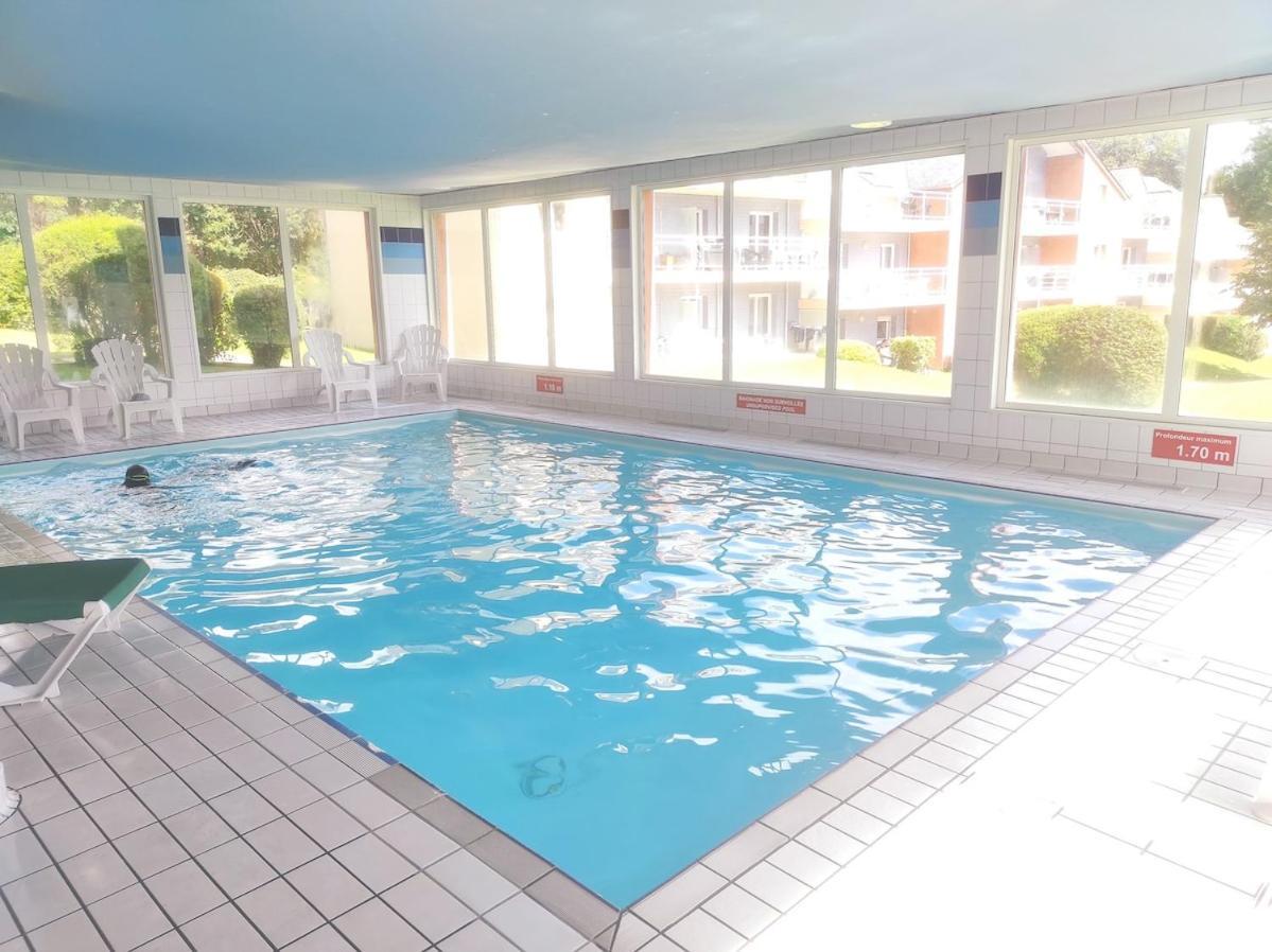 Appartement Dans Une Residence Avec Piscines Carantec Esterno foto